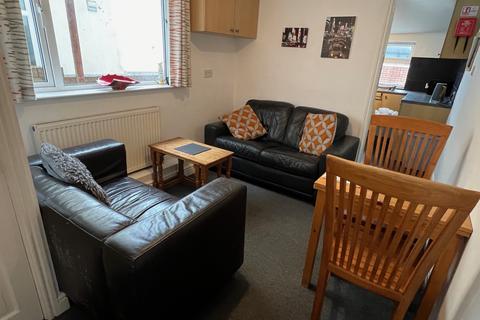 5 bedroom house to rent, Harold Road, Southsea, PO4