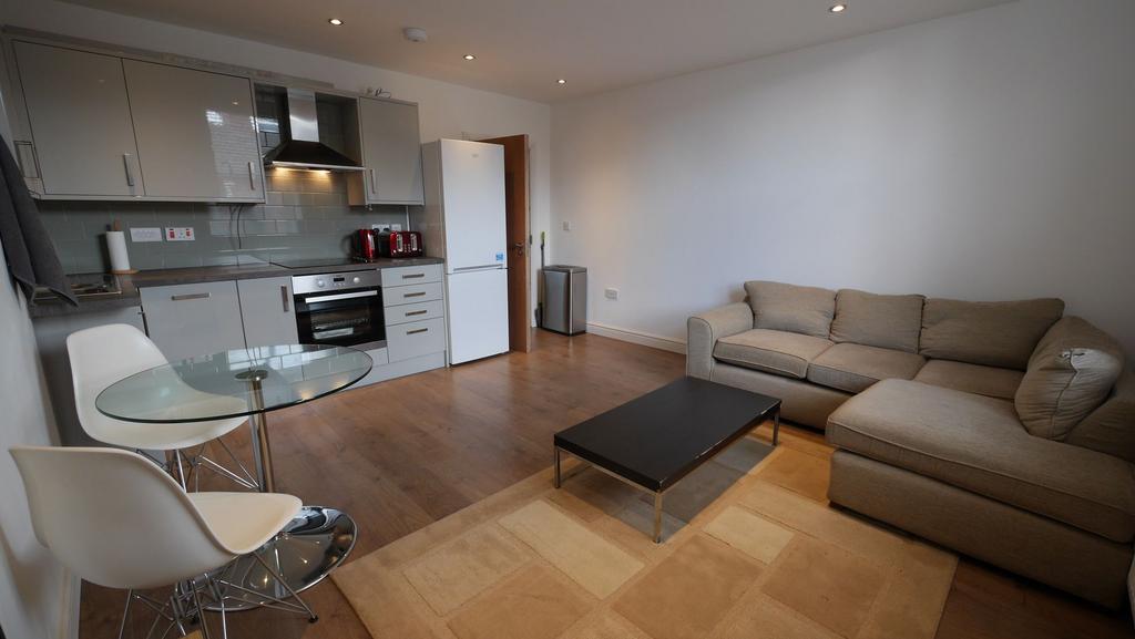 Living area &amp; kitchen