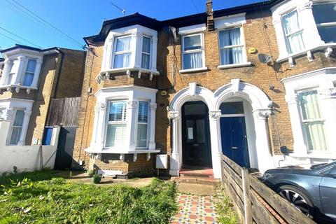 1 bedroom flat to rent, Earlham Grove, London E7