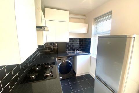 1 bedroom flat to rent, Earlham Grove, London E7