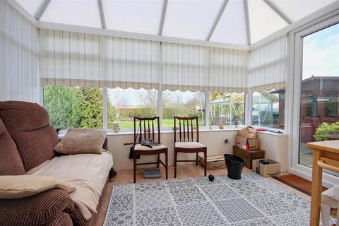 2 bedroom detached bungalow for sale, Carlton Lane, Aldbrough