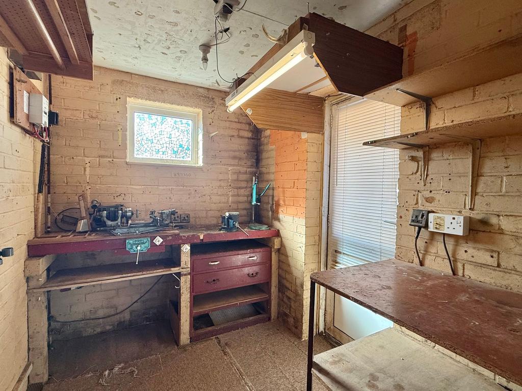 Utility/workshop