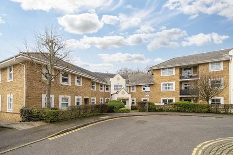 undefined, International Way, Sunbury-On-Thames TW16