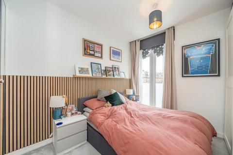 undefined, Heath Road, Twickenham TW1