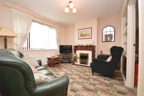 3 bedroom semi-detached house for sale, Rookhill Road, Pontefract