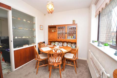3 bedroom semi-detached house for sale, Rookhill Road, Pontefract