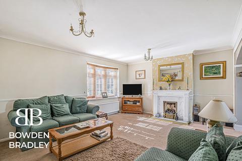 4 bedroom detached house for sale, Ely Place, Woodford Green, IG8