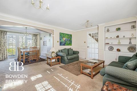 4 bedroom detached house for sale, Ely Place, Woodford Green, IG8
