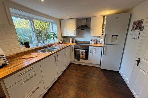 2 bedroom cottage for sale, Clayton Lane, Clayton, Bradford