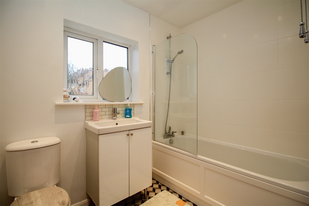 Ensuite Bathroom