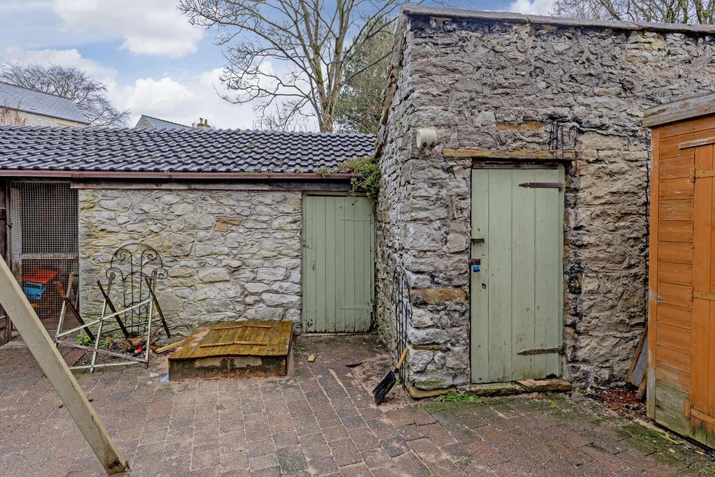 Outbuilding