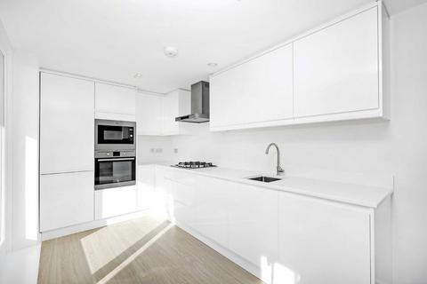 2 bedroom flat to rent, Tabor Grove, London SW19