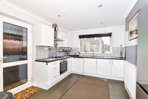 2 bedroom semi-detached bungalow for sale, Penfold Way, Maidstone, Kent