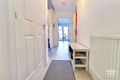 3 bedroom townhouse for sale, Tye Road, Fradley, Lichfield, WS13 8GW