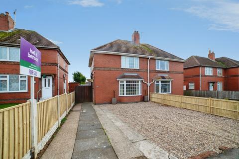 3 bedroom semi-detached house for sale, Park Avenue, Chesterfield S44