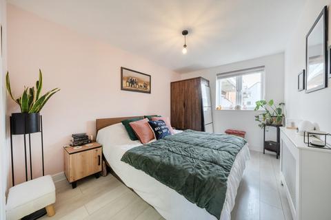 2 bedroom flat for sale, Blytheswood Place, Streatham, London, SW16