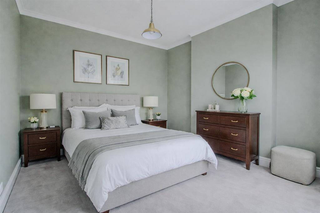 Haywood Road Mapperley, Nottingham, NG3 6 AF