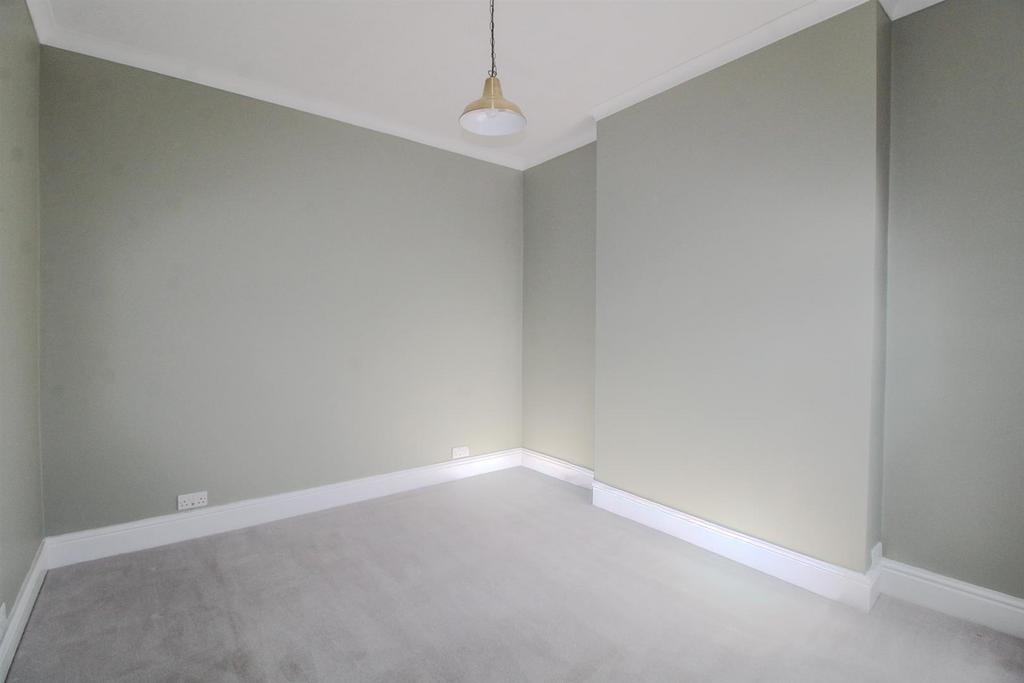 Haywood Road Mapperley, Nottingham, NG3 6 AF