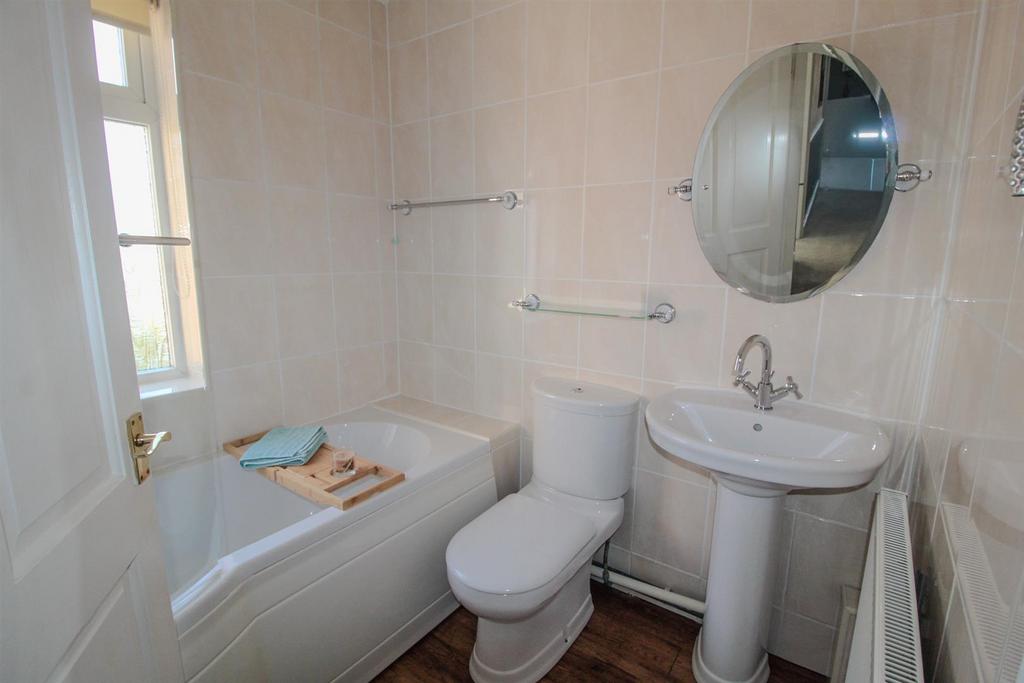 Haywood Road Mapperley, Nottingham, NG3 6 AF