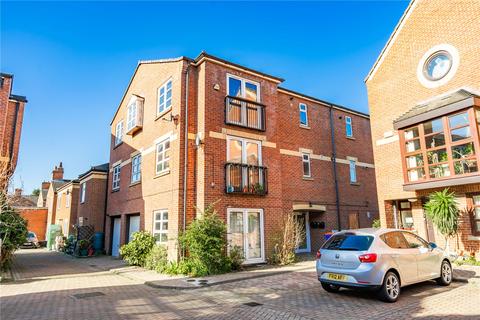 undefined, Wellowgate Mews, Grimsby, Lincolnshire, DN32