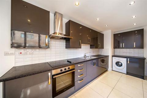 2 bedroom flat to rent, Besson Street, London SE14