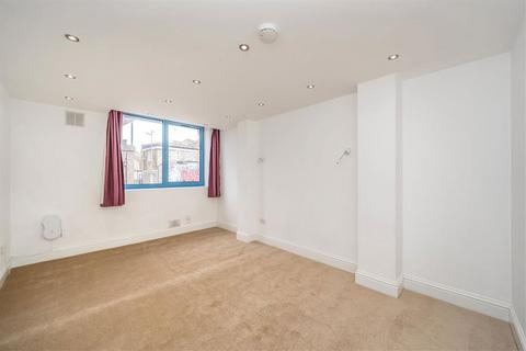 2 bedroom flat to rent, Besson Street, London SE14