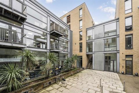 2 bedroom flat for sale, Drysdale Street, London N1