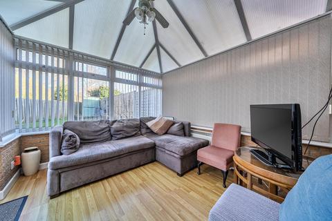3 bedroom detached house for sale, Donnington Drive, Valley Park, Chandler's Ford