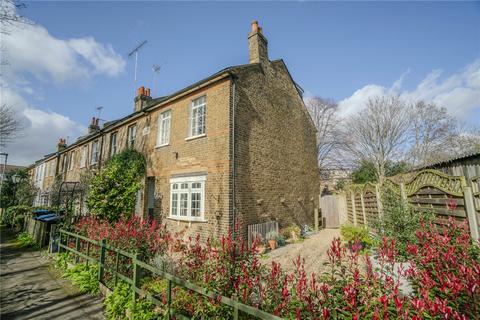 4 bedroom end of terrace house for sale, Orchard Walk, Kingston upon Thames, KT2