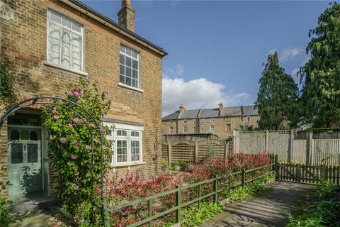 Orchard Walk, Kingston upon Thames, KT2