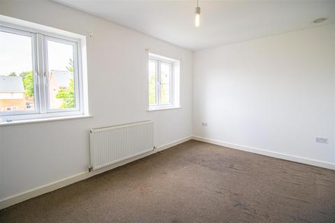 undefined, 3-Bed Townhouse to Let on Ashton Bank Way, Preston