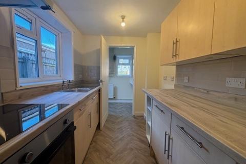 2 bedroom terraced house to rent, Dover Street, Grimsby, Lincolnshire, DN31