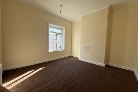 2 bedroom terraced house to rent, Dover Street, Grimsby, Lincolnshire, DN31