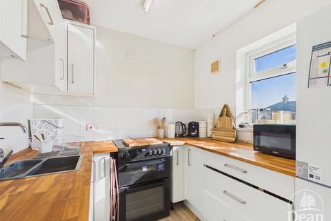 undefined, Hopes Close, Lydney GL15