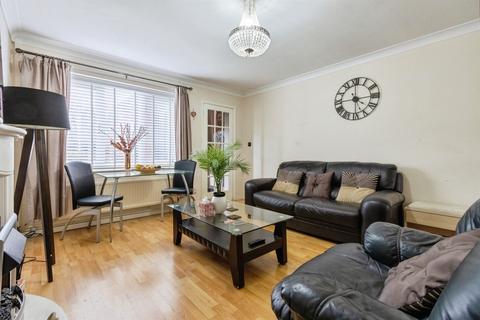 undefined, The Spinney, Leeds