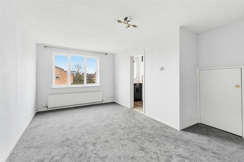 undefined, Brangwyn Crescent, Colliers Wood SW19