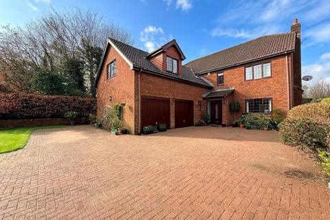 5 bedroom detached house for sale, Groesfaen, Pontyclun CF72