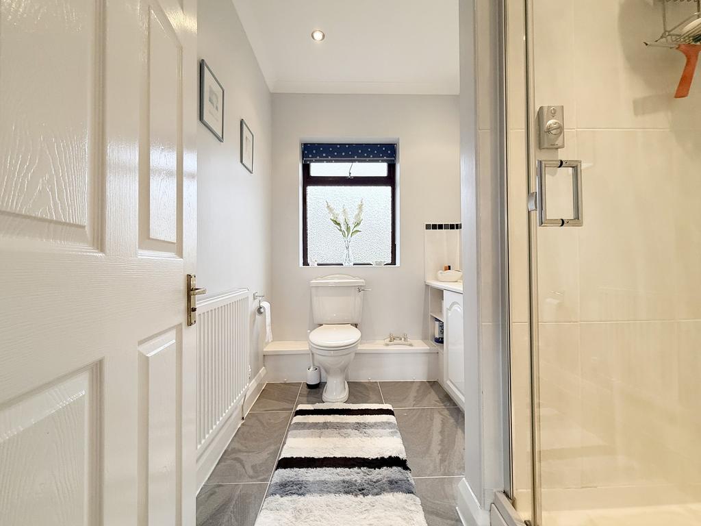 Ensuite Shower Room