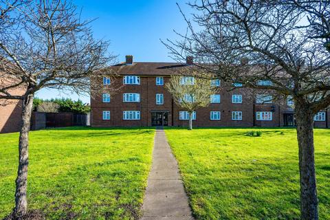 Grand Drive, Morden, London, SW20