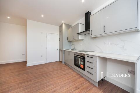 undefined, Queensway Parade, Dunstable, Bedfordshire, LU5