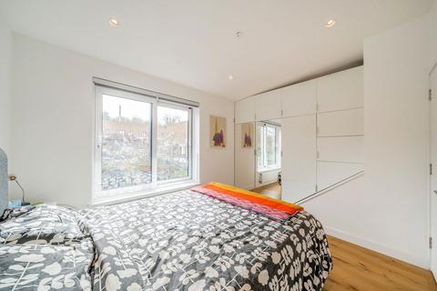 3 bedroom house for sale, Buchan Road, London SE15