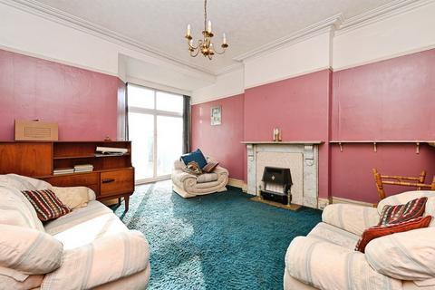 6 bedroom semi-detached house for sale, Greevegate, HUNSTANTON