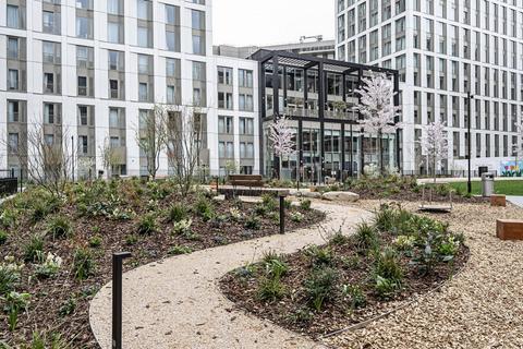 3 bedroom flat to rent, Montfichet Road, Stratford, London, E20