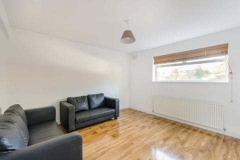 2 bedroom flat to rent, Rosemont Road, Acton, London, W3