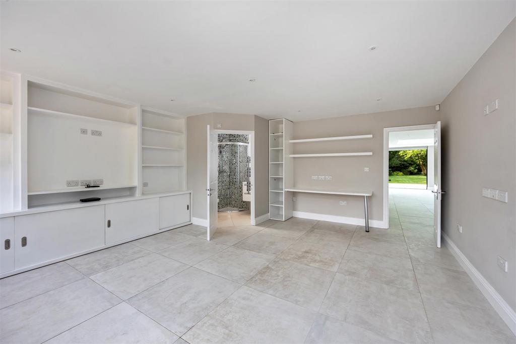 Warren Drive, Tudor House-015.jpg