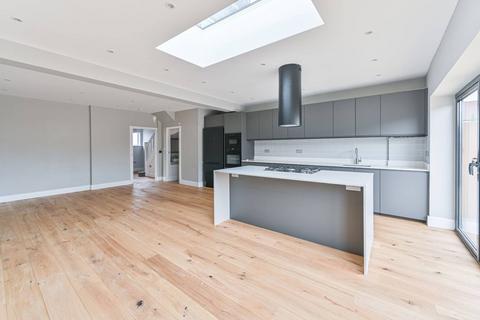 undefined, Gorringe Park Avenue, Mitcham, CR4