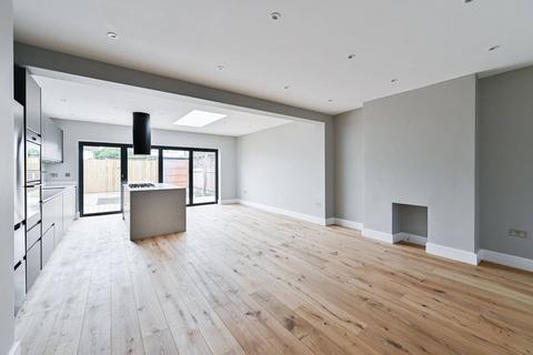 undefined, Gorringe Park Avenue, Mitcham, CR4