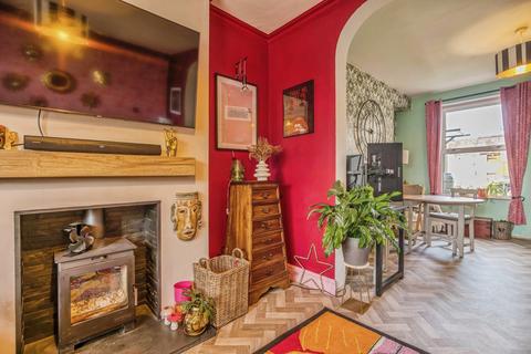undefined, Lewis Terrace, Carmarthen SA33