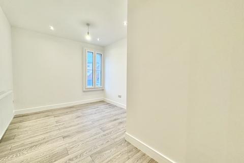 2 bedroom apartment to rent, Wote Street, BASINGSTOKE