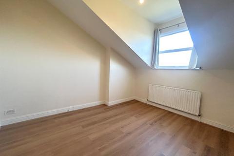 2 bedroom apartment to rent, Willesden Lane, LONDON